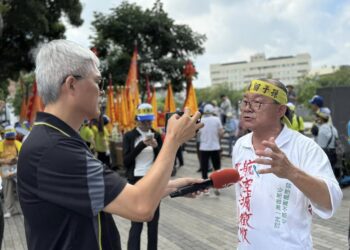 神明助威!游吾和議員率桃園航空城拆遷戶陳抗補償評點過低　