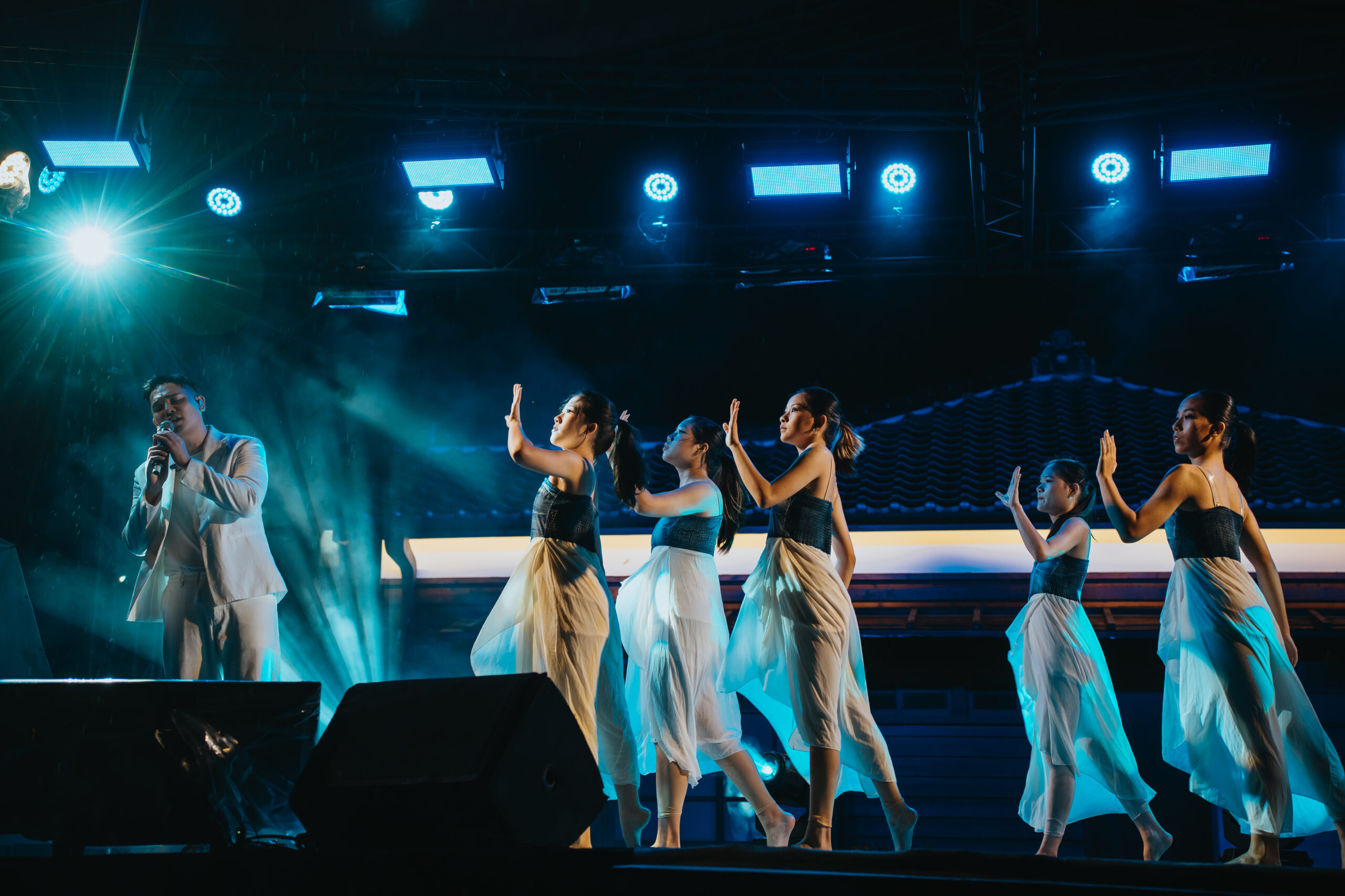 臺東縣政府28日在臺東市北町日式建築宿舍群舉辦『那年，我們一起聽的歌－李泰祥10周年紀念音樂會』