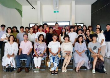 國立臺東大學兒童文學研究所《邊界之詩》師生聯展開幕茶會大合照