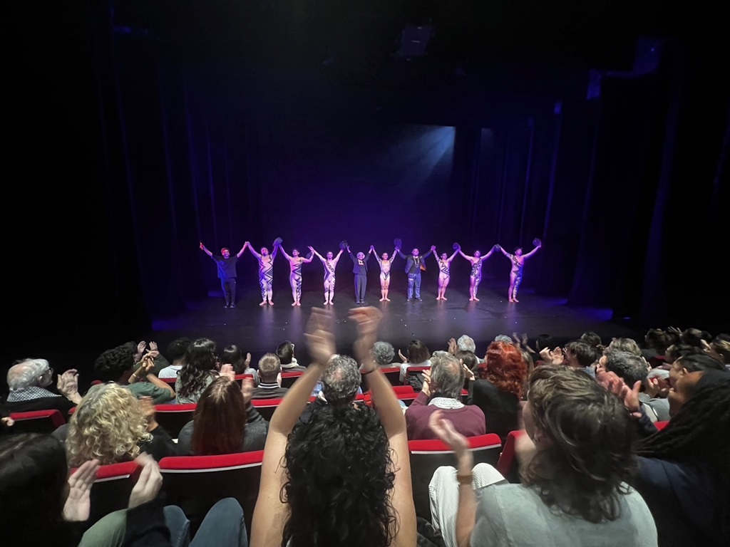布拉瑞揚舞團登法國國家夏祐劇院