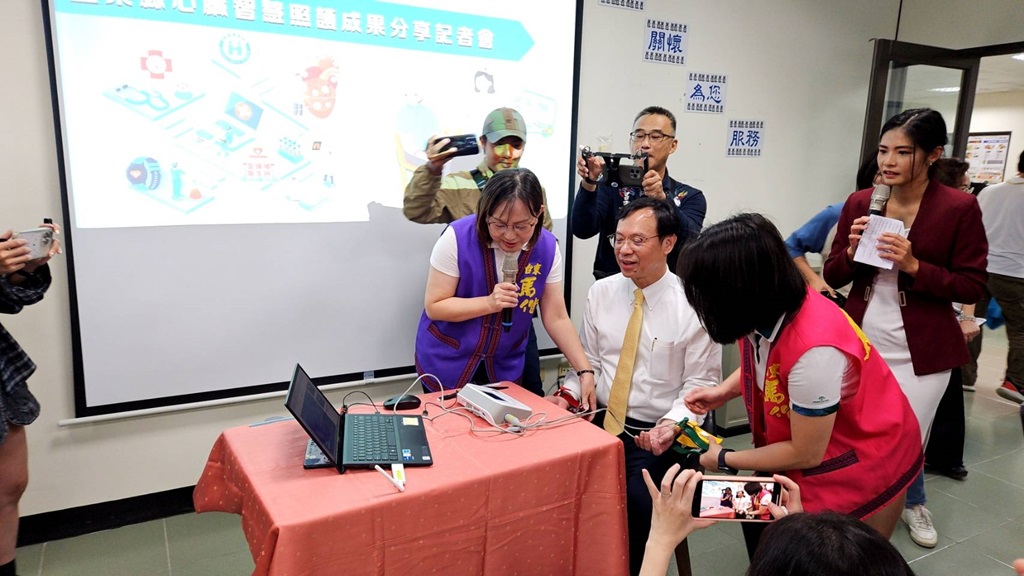 饒慶鈴關心偏鄉醫療資源參與心臟照護成果分享記者會