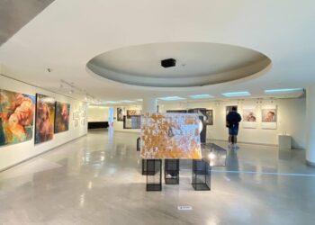 國立臺東大學美術產業學系114級畢業展《靈魂共振》，展期自113年11月26日起至12月9於臺東藝文中心一樓展覽廳展出