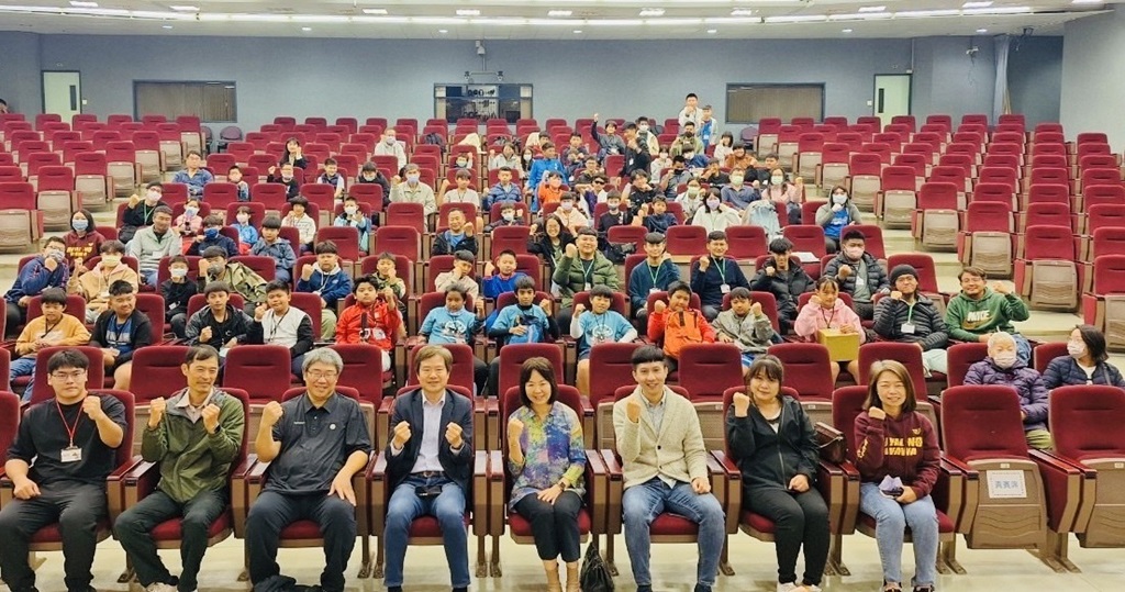 臺東縣府與東大合作辦理智慧機器人競賽培育科技新星