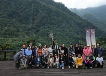 臺東縣政府2024《自然醒慢活祭》今年度最後一場療癒活動『淨心慢旅行』，11月30日於知本國家森林遊樂區順利舉辦