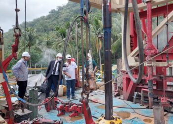 臺東縣政府積極發展因地制宜的再生能源，並積極推動地熱、小水力、太陽能光電及生質能源…等，致力臺東的淨零排放願景