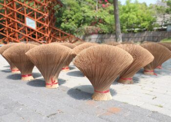 珍藏百年傳統技藝　嘉市資深職人重現「雲霄厝剖香腳」