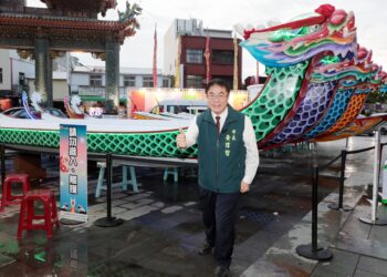 黃偉哲安平開台天后宮點燈祈福 為2025國際龍舟錦標賽揭開序幕