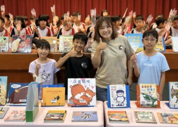 東華附小慶祝母親節  徵文徵照片做點心一起來