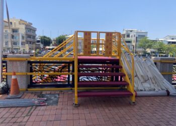 李啟維議員建議台南端午龍舟比賽起點運河欄杆可改活動式
