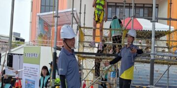 工安小達人體驗營登場　親子攜手闖關學職安