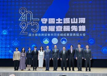 雲林縣警察局副隊長劉丁心　獲行政院長卓榮泰親自表揚