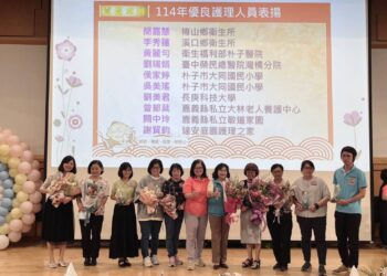 嘉義縣護理師公會慶祝護師節　向白衣天使致敬