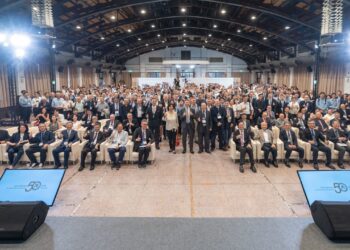 桃園建設馬不停蹄     張善政出席MAA集團50週年慶     肯定亞新貢獻