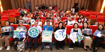 客發中心出品紀錄片「落泥時」　南北園區映後座談