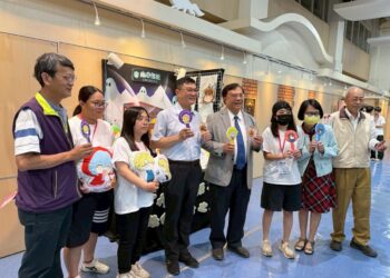 影音/融合視覺藝術饗宴  建國學視覺傳達系「110級畢業設計暨師生創作展覽」開展