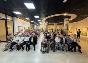 緬懷何文杞國寶級前輩畫家-創作面向多元 全方位畫家何文杞國寶級畫家