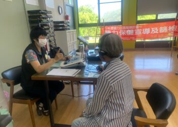 屏東縣展開聽力巡迴服務 攜手科林助聽器公益捐贈10組設備