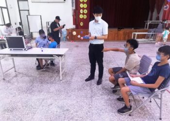 信賴眼科過溝義診免費送眼鏡　觀察發現鄉下學童近視率比市區高