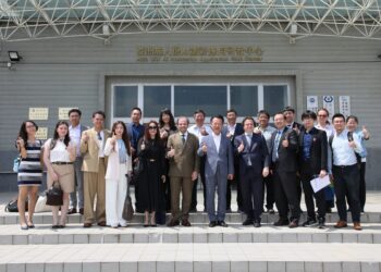 義大利訪團參訪嘉義亞創中心　深化無人機產業合作新契機