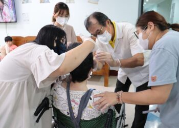 彰化醫院用愛呵護   攜手喜願家園守護精障者口腔健康