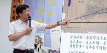 跨領域教學DIY：高雄海青工商引進檔案漫畫行動展