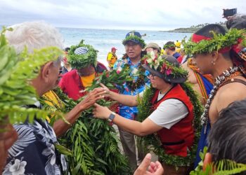 跨越2千公里海域   南島舟船Alingano Maisu抵臺東  阿美族儀式盛大歡迎