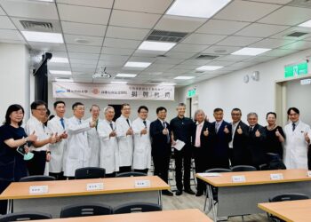 高雄長庚與中山大學攜手啟用「竹梅源解剖及手術模擬創新中心」 臨床實務結合創新教學,打造醫學教育新標竿