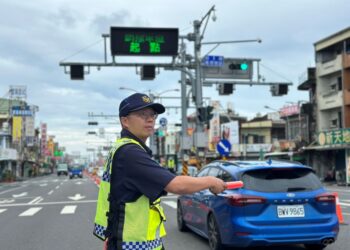 屏縣警超前部署 端午連假首日交通順暢零回堵