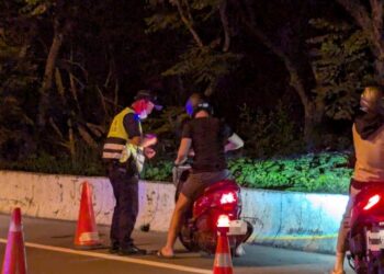 無照駕駛執法絕不手軟 青少年行車安全不容忽視