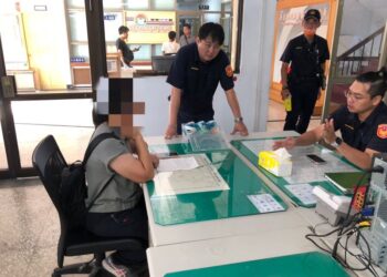 內埔警分局執行山域治安訪查 加強宣導登山、戲水民眾注意安全