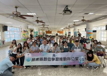 屏東數位學習公開授課跨校交流會 前瞻5G,教學同行