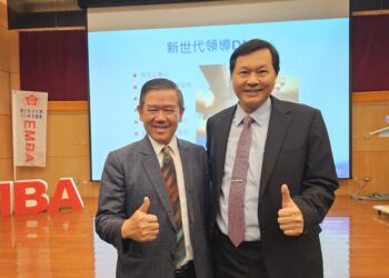 佳世達集團陳其宏分享大艦隊醫療產業藝群集團王正坤倡推國產醫材國際化