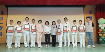 嘉義市歡慶2025年國際護師節　表揚百位專業護理人員