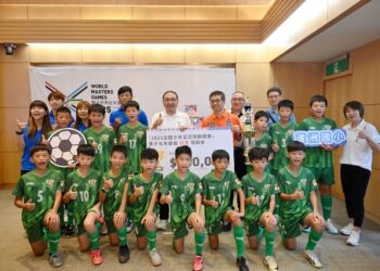 新北足球隊伍再創佳績     醒吾高中女足連霸     蘆洲國小勇奪全國冠軍獻獎