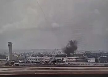 影音/胡塞武裝發射彈道飛彈襲擊 以色列本古里安機場附近6人受傷