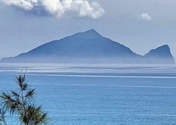 影音∕鋒面影響 龜山島又封島了!