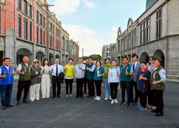 行政院長卓榮泰南下　視察岸內影視基地