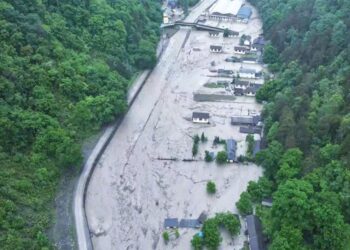 影音/怒江暴雨房屋橋樑沖毀 中國南方今年入汛最嚴峻強降雨挑戰