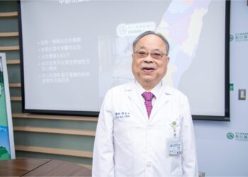 新生兒罕見心疾、筆芯血管搶命 彰基跨科團隊逆轉生機 締造生命奇蹟