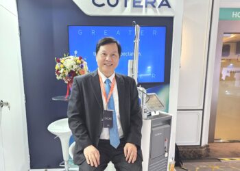 藝群集團王正坤醫師參加泰國曼谷世界美容醫學大會 韌帶拉提成為醫美新趨勢