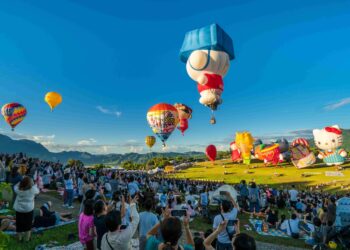 鹿野高台即時影像上線   沒到現場也能隔空追球看光雕