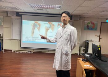 肩膀疼痛無力　台南醫院骨科醫師林恆泰推薦反式人工肩關節置換術