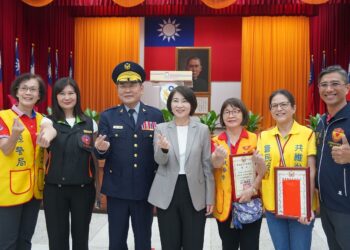 屏東警察節慶祝大會 縣長周春米表揚模範警察與協勤民力