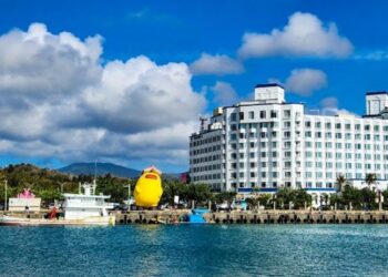墾丁長灘飯店  白天玩海口祭   晚上看星星   暑假最Chill親子旅遊攻略!