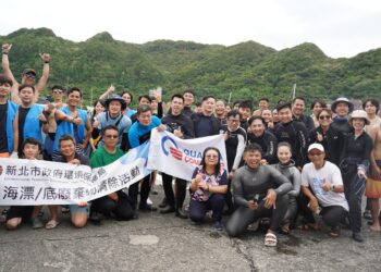 潛海戰將出動!新北環保局攜手科技業     瑞濱外海清除逾600公斤海洋垃圾