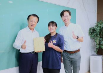 影音/全村都是校友 阿里山茶山國小舉辦畢業典禮暨星光音樂會