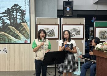 一修•玫琪水墨畫雙人展–好柿結雙 警界藝文推手詮釋人生新篇章 退休後專心藝術創作獲國際肯定