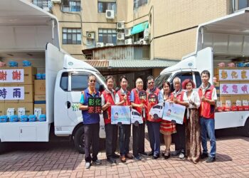 影音/家扶出現「及時雨」慷慨捐贈兩部大貨車與獎助學金