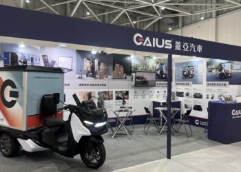 助攻智慧物流   蓋亞電動三輪   桃園會展中心亮相