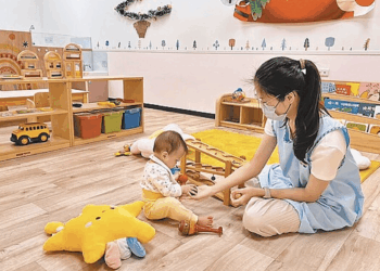 張善政:打造彈性育兒     桃園三項臨托新制上路支援家庭照顧需求